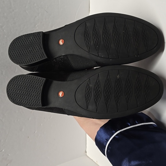 {Clarks}  Unstructured Women's Elegant Black Women's Loafers - Size 10 N - Picture 9 of 12